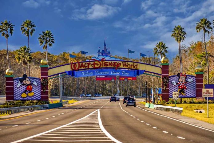 Kids Trapped on Ride for One Hour at Disney World