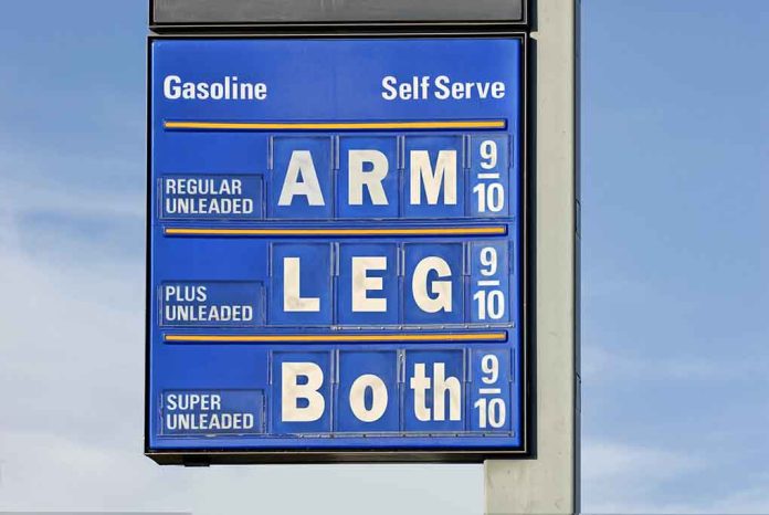 Gas Prices Projected to Rise Over Thanksgiving