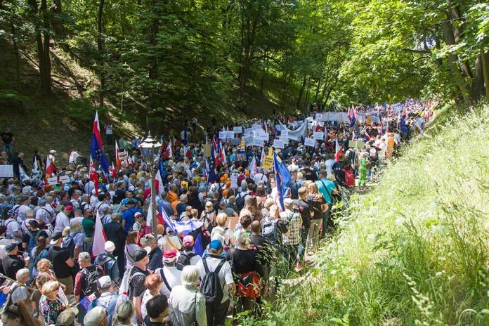 500k March Against Poland's Ruling Party