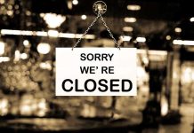 13th DEMOCRATS’ Senate Failure – Government STILL Paralyzed! Closed sign hanging in a shop window.