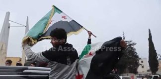 Syrian government seizes strategic town and oil fields from