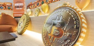 Bitcoin Bounces Back After Touching $60000